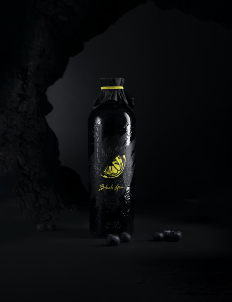 YUZILLA Black Gin - 0.7L - 40%